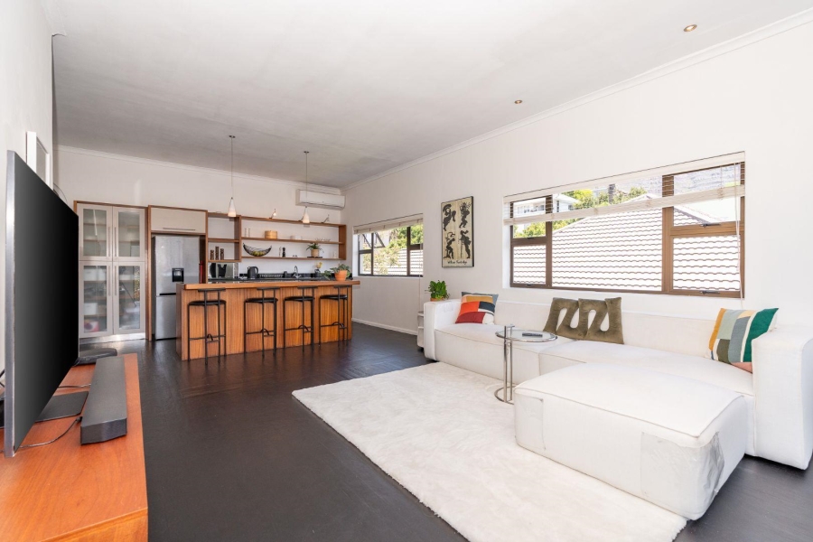 To Let 2 Bedroom Property for Rent in Vredehoek Western Cape